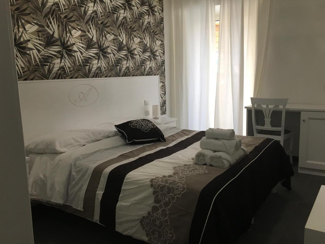 B&B Alambrado Rooms & Suites Naples Extérieur photo