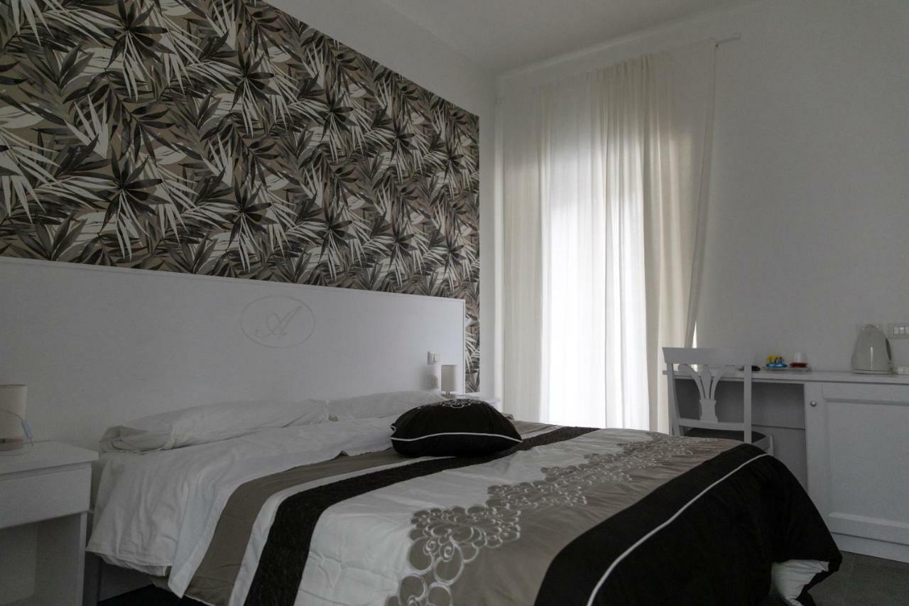 B&B Alambrado Rooms & Suites Naples Extérieur photo